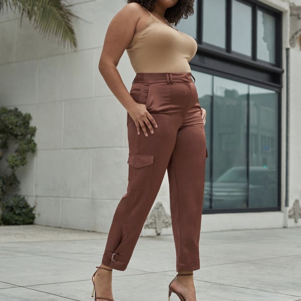 Express High Waisted Satin Cargo Pants SZ 6 Long